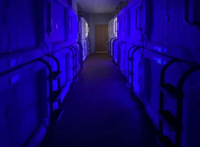 Izzzleep Wtc Hotel cápsula *